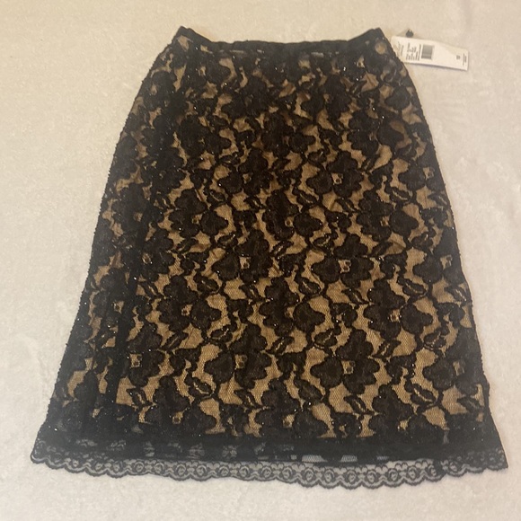 KAREN KANE LIFESTYLE NWT Size 10 Beaded Lace Black Skirt MSRP $248 - Picture 4 of 11